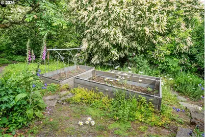99 Garibaldi St, Lake Oswego, OR 97035 - Photo 38