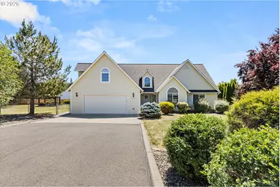 174 Wood Duck Ln, Roseburg, OR 97471 - Photo 2