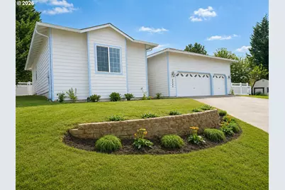 4040 NW 18th Cir, Camas, WA 98607 - Photo 2