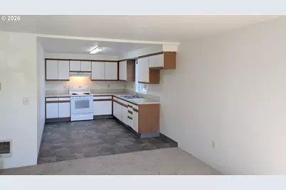 224 C St, Independence, OR 97351 - Photo 22