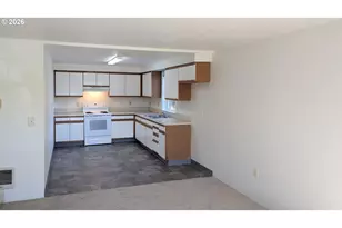 224 C St, Independence, OR 97351 - Photo 22
