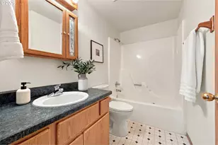 2319 NW Stanley Ave, Gresham, OR 97030 - Photo 20