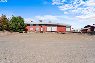 21358 Oak Ln, Aurora, OR 97002 - Photo 42