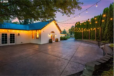 21358 Oak Ln, Aurora, OR 97002 - Photo 46