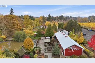 21358 Oak Ln, Aurora, OR 97002 - Photo 2