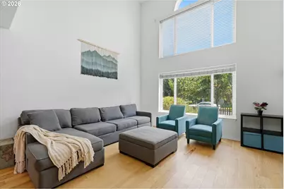 936 NE Lija Loop, Portland, OR 97211 - Photo 8