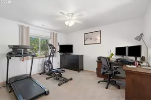 936 NE Lija Loop, Portland, OR 97211 - Photo 30