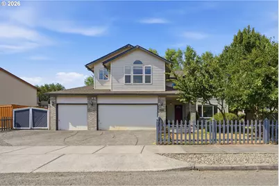 936 NE Lija Loop, Portland, OR 97211 - Photo 1