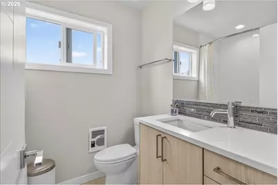 521 N Cook St, Portland, OR 97227 - Photo 26