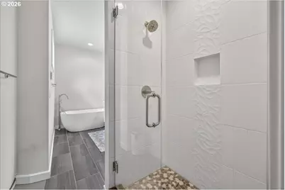 521 N Cook St, Portland, OR 97227 - Photo 26