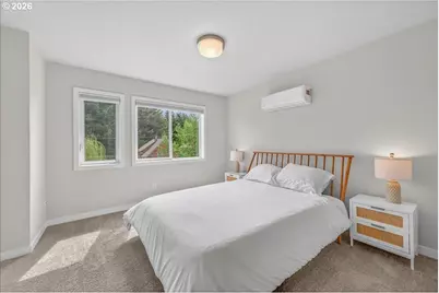 521 N Cook St, Portland, OR 97227 - Photo 32