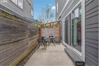 521 N Cook St, Portland, OR 97227 - Photo 32