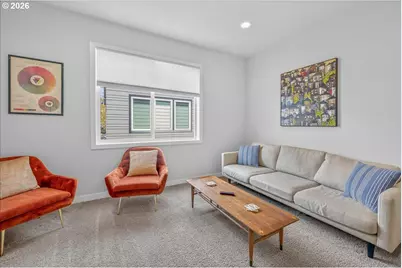 521 N Cook St, Portland, OR 97227 - Photo 16