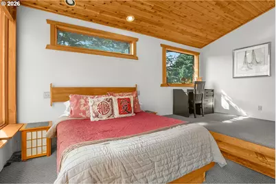 70 NW Knoxville St, Yachats, OR 97498 - Photo 26