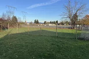 B St, Springfield, OR 97478 - Photo 1