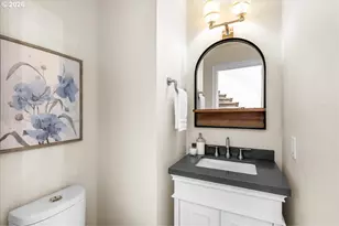 17981 Meadowlark Ln, Lake Oswego, OR 97034 - Photo 14