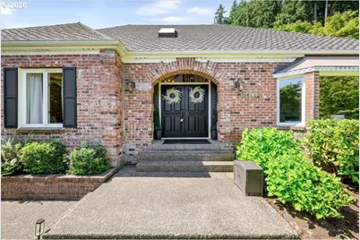 17981 Meadowlark Ln, Lake Oswego, OR 97034 - Photo 4