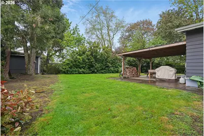 13243 NE Sacramento Dr, Portland, OR 97230 - Photo 38