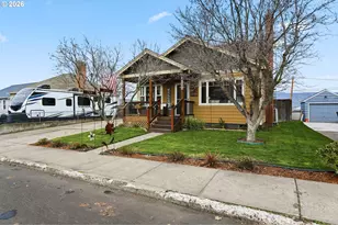 1625 E 13th Pl, The Dalles, OR 97058 - Photo 2