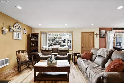 1625 E 13th Pl, The Dalles, OR 97058 - Photo 4