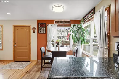 1625 E 13th Pl, The Dalles, OR 97058 - Photo 10