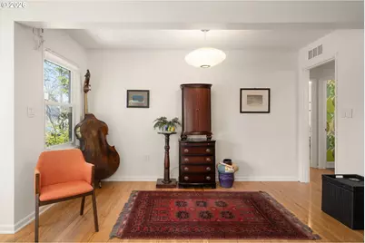 2926 NE 77th Pl, Portland, OR 97213 - Photo 10