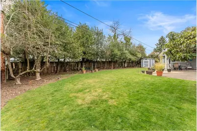 5360 SW Dover Ln, Portland, OR 97225 - Photo 40