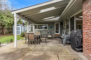 5360 SW Dover Ln, Portland, OR 97225 - Photo 36