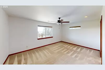 15289 Oceanview Dr, Brookings, OR 97415 - Photo 18