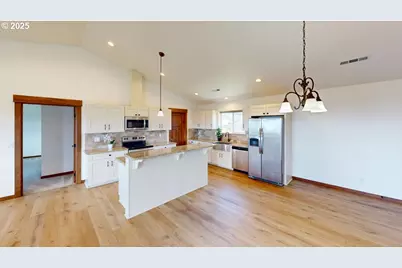 15289 Oceanview Dr, Brookings, OR 97415 - Photo 8