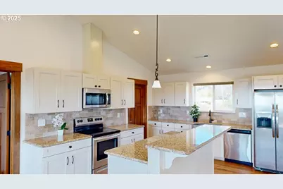 15289 Oceanview Dr, Brookings, OR 97415 - Photo 10