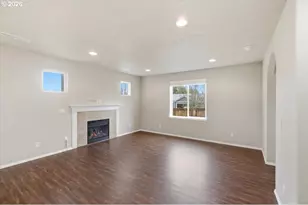 2643 Northwest Brianna Street, Albany, OR 97321 - Photo 10