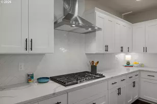 12760 SE Gateway Dr, Happy Valley, OR 97086 - Photo 14