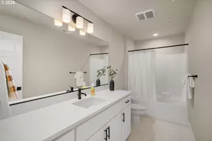 12760 SE Gateway Dr, Happy Valley, OR 97086 - Photo 28