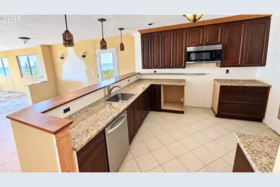 144 Duane St, Astoria, OR 97103 - Photo 10