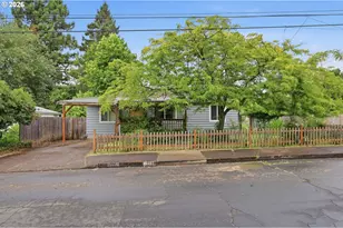 2199 Cleveland St, Eugene, OR 97405 - Photo 2