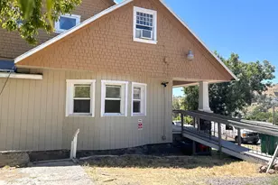 213 Cedar St, Klamath Falls, OR 97601 - Photo 8