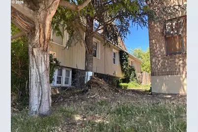 213 Cedar St, Klamath Falls, OR 97601 - Photo 10