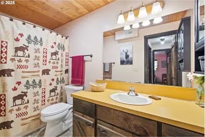 7925 Doughty Rd, Tillamook, OR 97141 - Photo 32