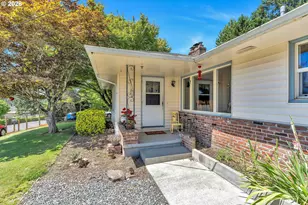 1883 SE Rosebrier Ct, Milwaukie, OR 97267 - Photo 4
