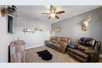 2243 NW Overlook Dr, Hermiston, OR 97838 - Photo 18