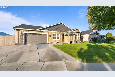 2243 NW Overlook Dr, Hermiston, OR 97838 - Photo 2