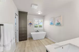 3983 Cedar St, Washougal, WA 98671 - Photo 10