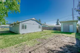 1267 Pleasant St, Springfield, OR 97477 - Photo 14