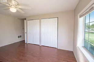 1267 Pleasant St, Springfield, OR 97477 - Photo 10