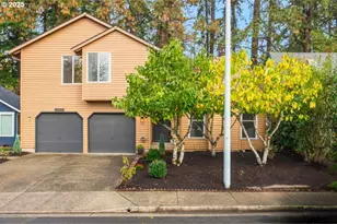 17529 SW Beaver Ct, Beaverton, OR 97003 - Photo 2