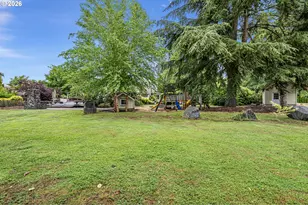 274 S Garden Way, Eugene, OR 97401 - Photo 36
