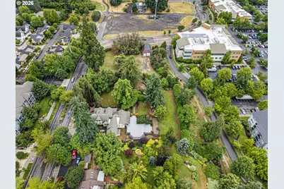 274 S Garden Way, Eugene, OR 97401 - Photo 44