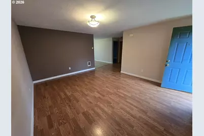 1106 S 11th Ave, Kelso, WA 98626 - Photo 4