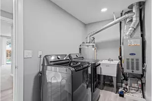 17235 NW Meadow Grass Dr, Beaverton, OR 97006 - Photo 26